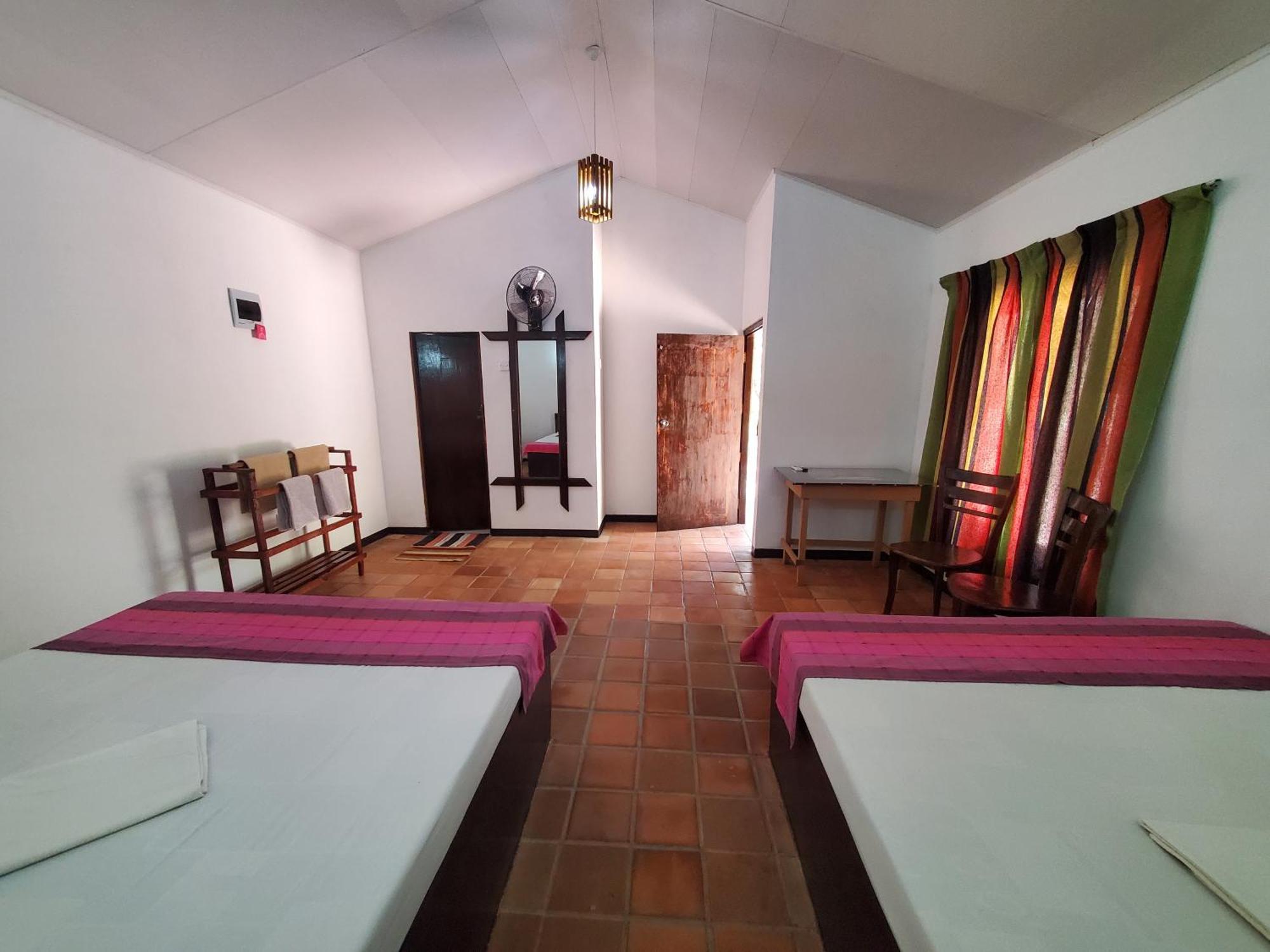 Clay Hut Village Polonnaruwa Ngoại thất bức ảnh