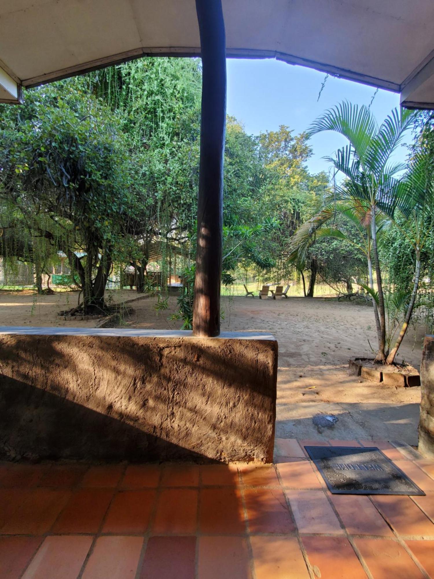Clay Hut Village Polonnaruwa Ngoại thất bức ảnh
