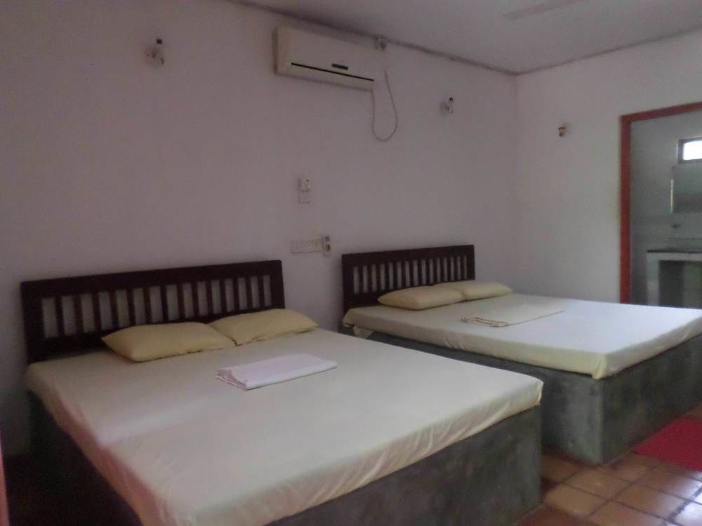 Clay Hut Village Polonnaruwa Ngoại thất bức ảnh